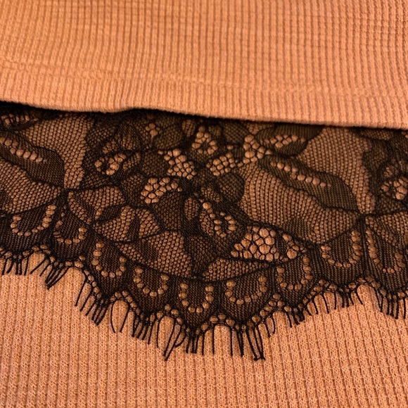 LOGO by Lori Goldstein Thermal Long Sleeve Top - Picture 5 of 8